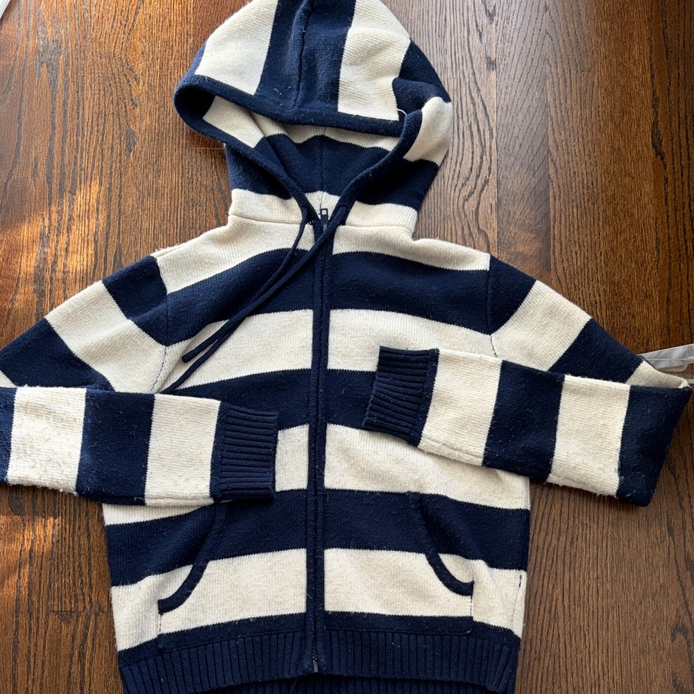 Brandy Melville Navy and Cream Striped Hoodie - Picture 2 of 4